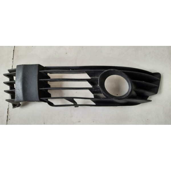 Grade Moldura Milha Passat 2001 02 03 04 2005 Esquerdo 12468