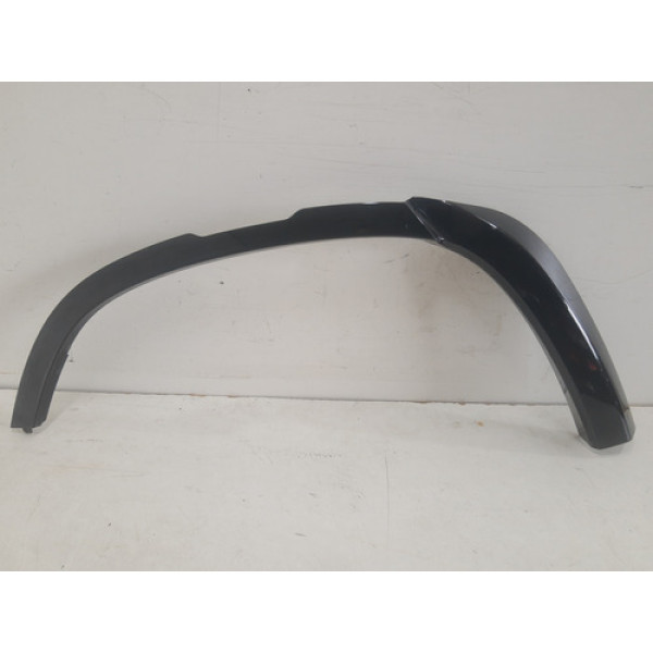 Moldura Paralama Traseiro Direito Defender 2021/2024 24436