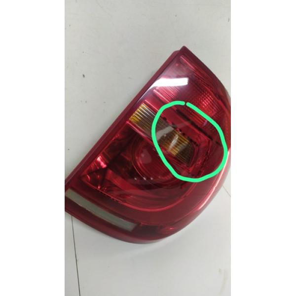 Lanterna Traseira Fox 2011 2012 2013 2014 Direito 16337