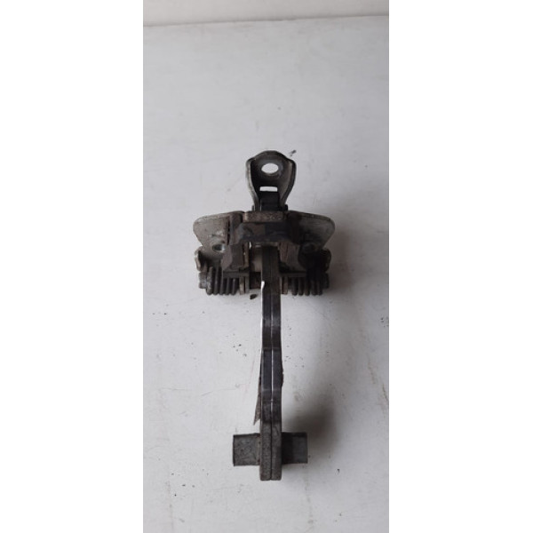 Limitador Porta Traseira Volkswagen Fox Lado Esquerdo 12525