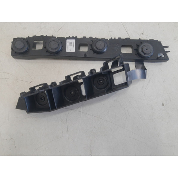 Trilho Guia Do Parachoque Traseiro Gm Prisma Direito 22579