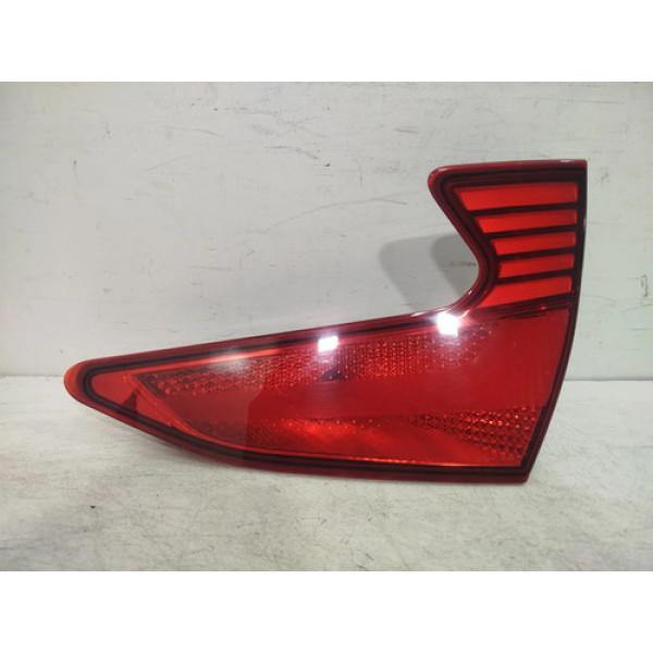 Lanterna Tampa Hb20 Hatch 2020 A 2022  Direito Origi 26164 Direito/passageiro Vermelho