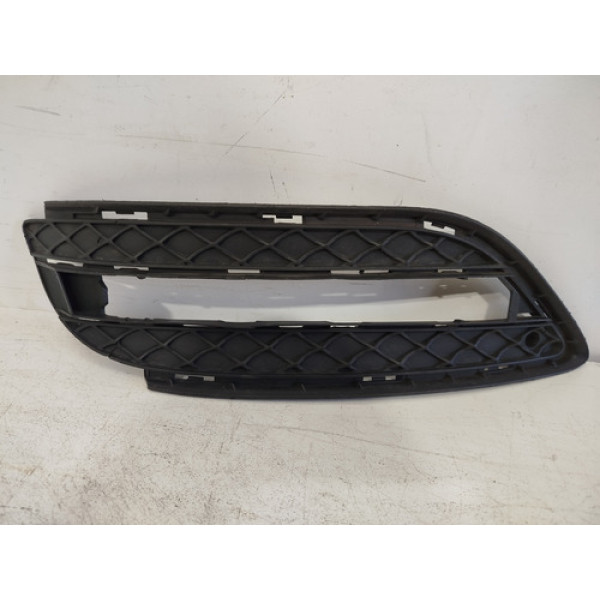 Moldura Milha Esquerdo Mercedes B200 2014 A 2016 Origi 25889 Preto Esquerdo